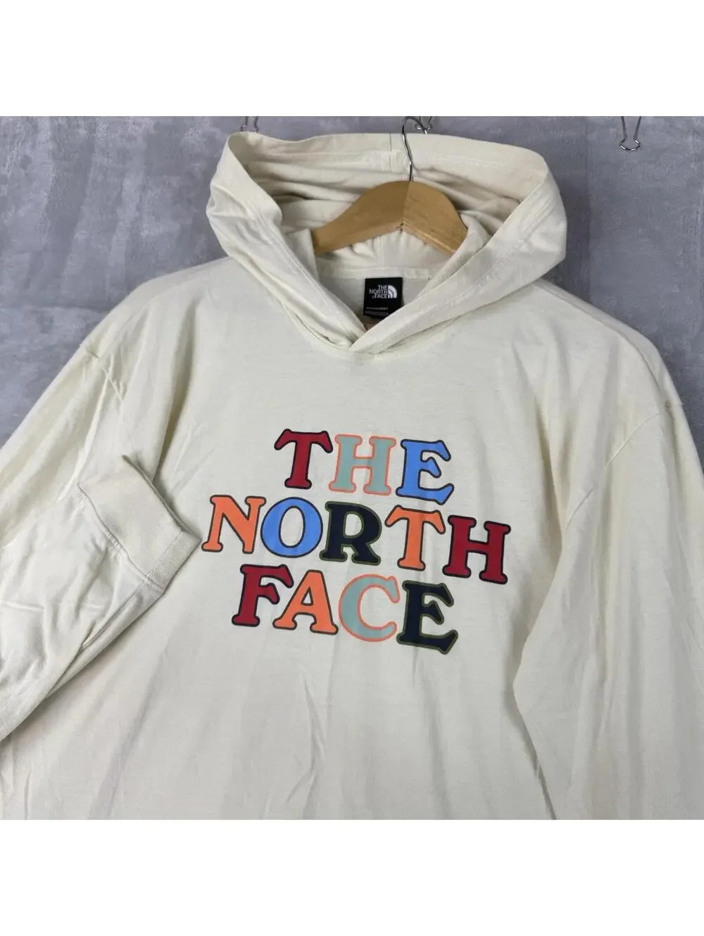 The North Face Cream Graphic Hoodie Lightweight Long Sleeve Shirt Mens M Outdoor